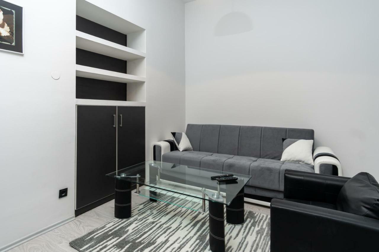 Apartman Ambasador 자그레브 외부 사진